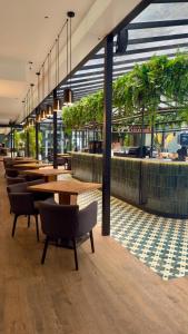Go Bamboo Beach Apartments