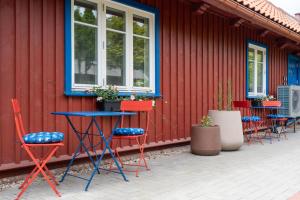 Corner House