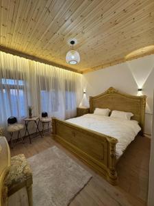 Golden Guest House