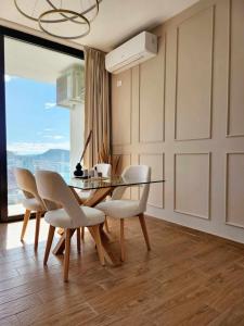 Apartment with sea view