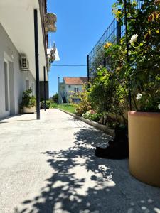 Rina Apartment- with barbecue and free parking