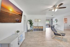 4 BR Equestrian Pool Villa Volleyball On 2 acres