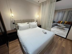 Les Joyeux Luxury Suites & Appart