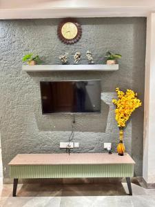 Triton Studio in Jagatpura, Jaipur by Shvisa