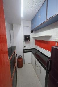 Pali Center, Bandra Calm Inside, Central Outside