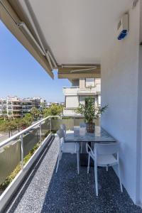 Raise Glyfada Premium Stay