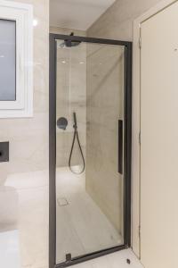 Raise Glyfada Premium Stay