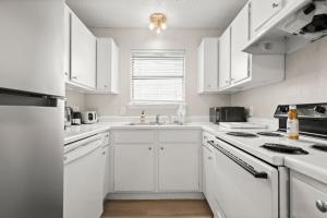 Modern - Round Rock 1BR -Near Austin - King Bed