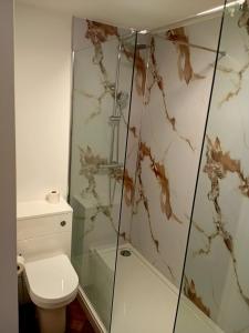 Beautiful 3 bed town house - Sleeps 5 - 3 Bedrooms