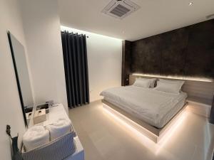 LaViena pool villa