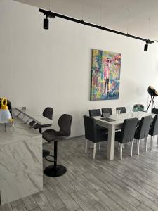 Atrium apartment