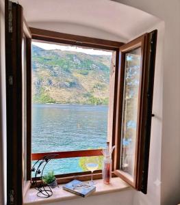 Stonehouse Kotor Bay