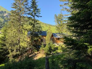 Mirsads Mountain Cottage
