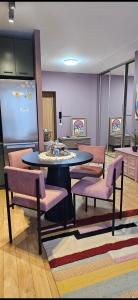 Colourful & Cozy One-Bedroom Apartment