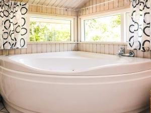 10 person holiday home in Rudkøbing