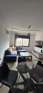 Two-Bedroom Apartment with Jacuzzi