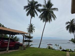 Kailani Beach Resort