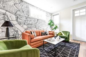 Luxury 12-BR DC Mansion- Rooftop Patio -Sleeps 28