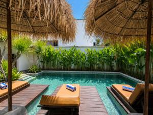 Villa Mei 2BR Pool, 200m from Seseh Beach