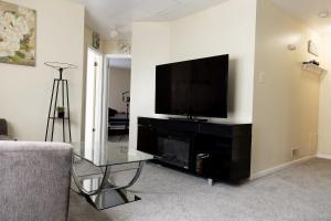 Spacious 2 bedrooms with comfort