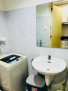 Sea Residences MOA by Bellas Place