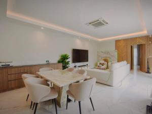 Superior 2BR Villa In Rawai