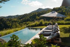 Villa Kai Lani - fully staffed, private luxury 4-bedroom villa