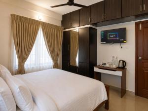 Serene Padmanabham Premium Luxury Hotel Apartments Near Sree Padmanabhaswamy Temple