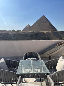 Asia Pyramids View Inn