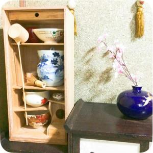 2 floors japanese style, direct to KIX, 10mins train to Namba, 5mins walk to stn , 2-6ppl