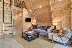 A-Frame, Hot Tub, Sauna, Geodome, Firepit, Blue Ridge