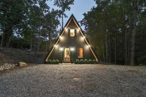 A-Frame, Hot Tub, Sauna, Geodome, Firepit, Blue Ridge