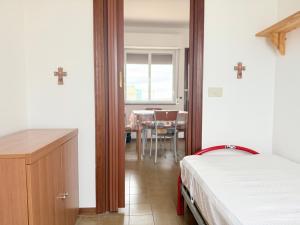 SE278 - Senigallia, trilocale fronte mare con balcone e posto auto