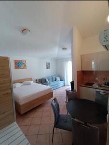 Apartments Elena