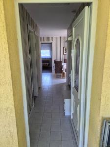 Ország Apartmanház