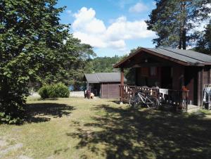 Campings Camping du Lac : Mini Chalet (4 Adultes)