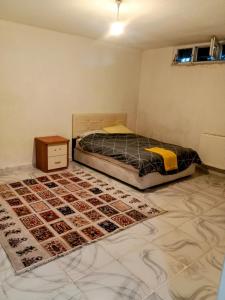 the cheapest room closest to the airport