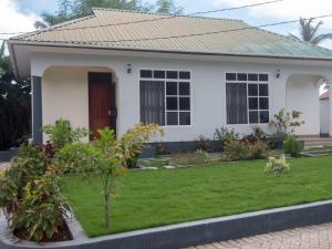 Adonai homes