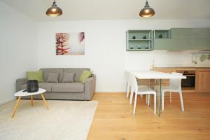 PATTY 1 a modern Apartment with Outdoor Kitchen & Terrace in Umag