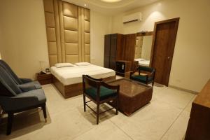 Meenar Hotel