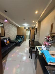 Shell Residences MOA&NAIA by-Sandy
