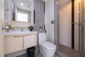 Luxury OnNutBTSE9 40SQMT Netflix & BTS& Pool & Gym 2 mins to BTS