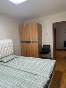Cozy 2 BR Apartment with Easy Access