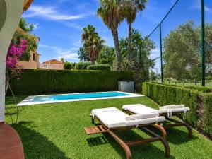 Villa independiente, vistas a golf, cerca playa