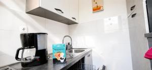 Apartment Pinia, King Bed, Balcony & Free Parking