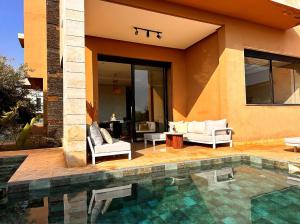 Villa ARGANA 6 chambres avec piscine jacuzzi et hammam à Argan Golf 10 min du centre
