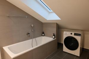 Liboria I Stylische Maisonette Wohnung Alpenblick I 4min zum See