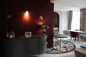 Hotels Logis - Villa des Bordes : photos des chambres