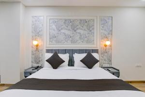 Raasha Premier - Sector 19, Noida
