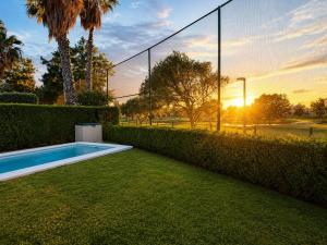 Villa independiente, vistas a golf, cerca playa